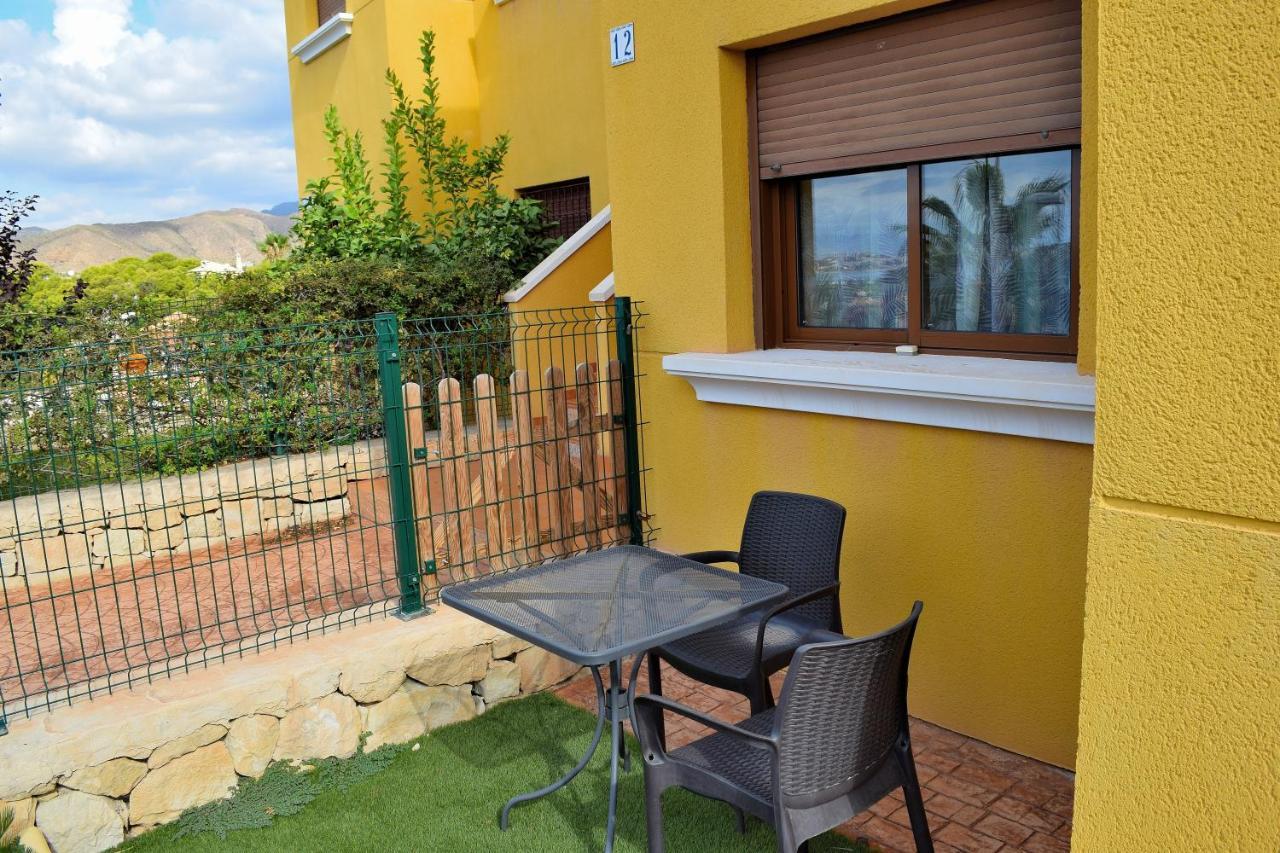 Apartamento Con Hermoso Jardin Y Ac Isla Plana Ngoại thất bức ảnh