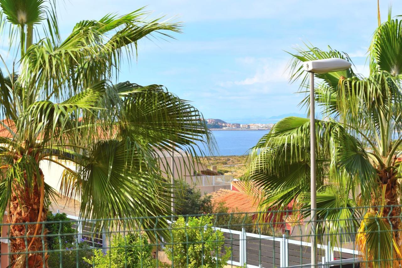 Apartamento Con Hermoso Jardin Y Ac Isla Plana Ngoại thất bức ảnh