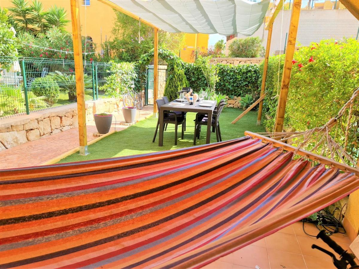 Apartamento Con Hermoso Jardin Y Ac Isla Plana Ngoại thất bức ảnh