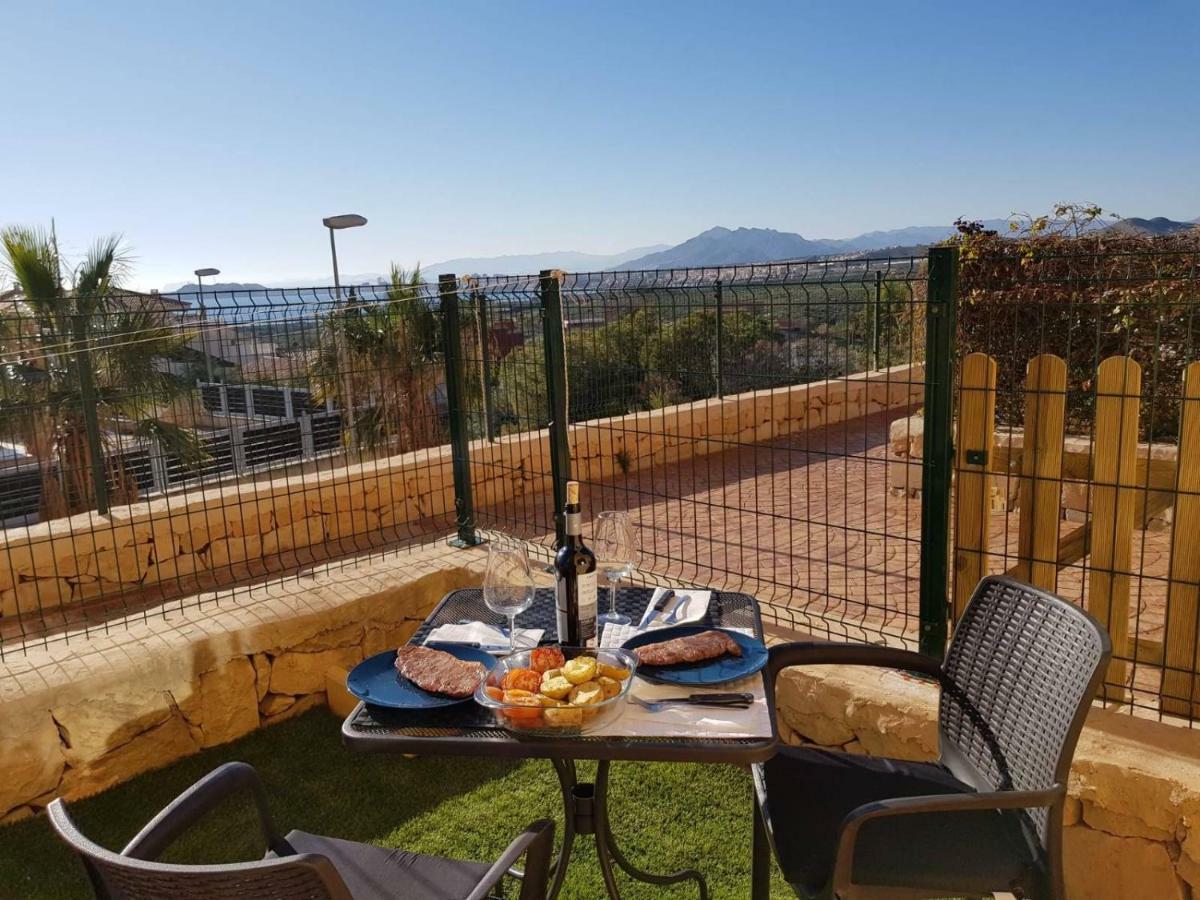 Apartamento Con Hermoso Jardin Y Ac Isla Plana Ngoại thất bức ảnh