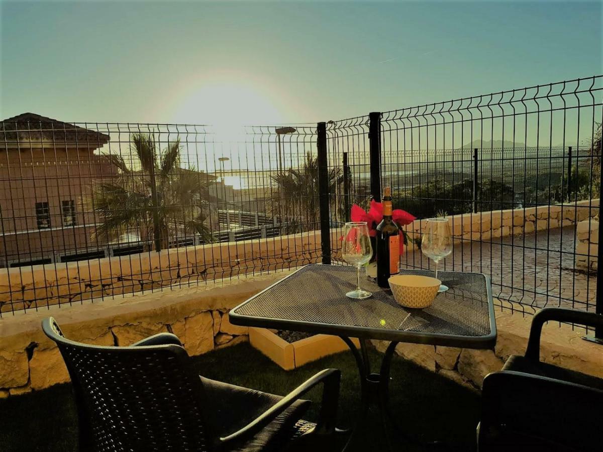 Apartamento Con Hermoso Jardin Y Ac Isla Plana Ngoại thất bức ảnh